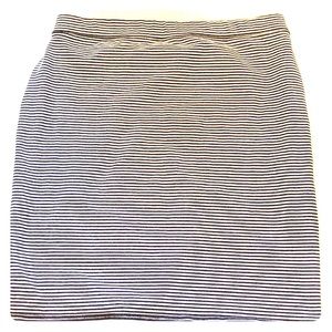 Old navy pencil skirt
